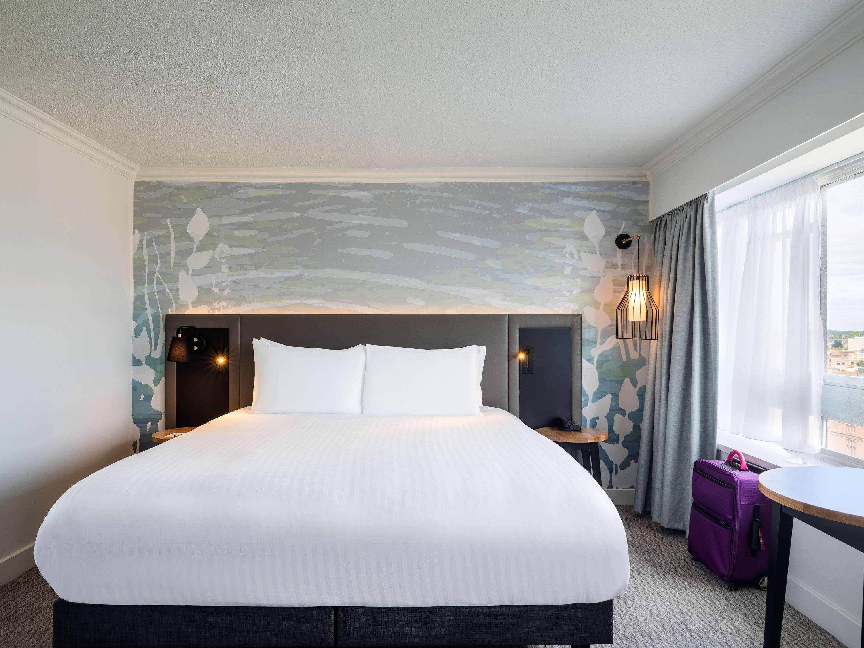 Mercure Bedford Centre Hotel Buitenkant foto